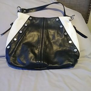 B Makowsky shoulder bag. Soft Leather.